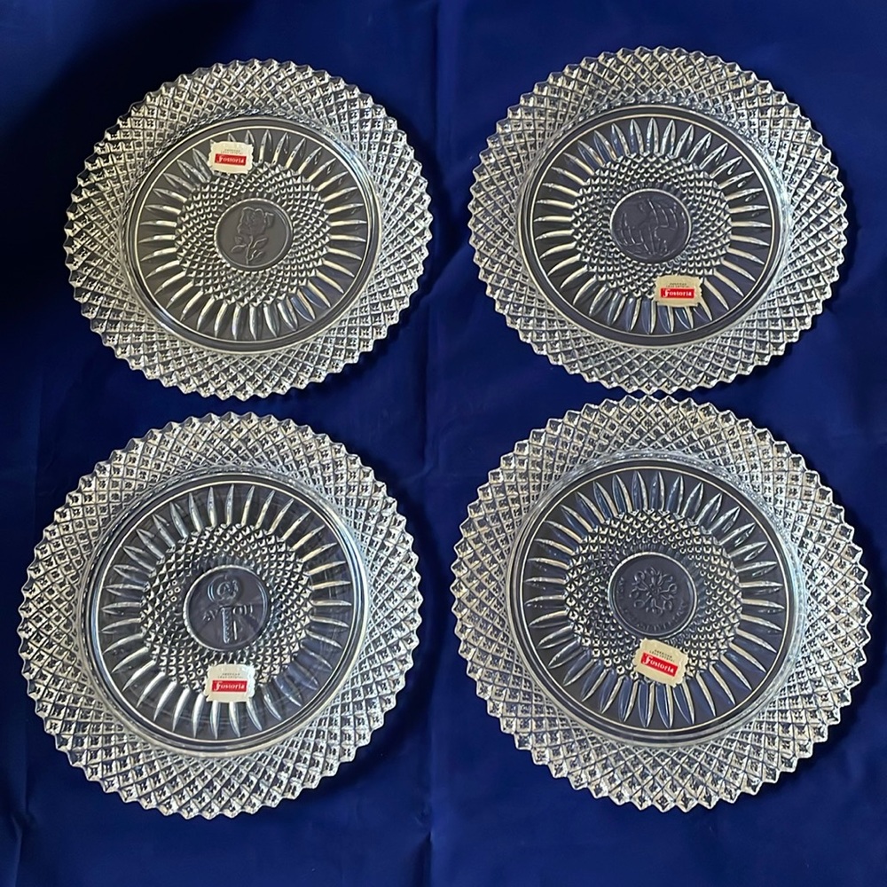 Avon Vintage 1978 Fostoria Lead Crystal Award Plates set of 4 with original tags